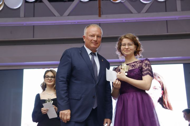 Двухсотбалльница из Чистополя мечтает стать врачом