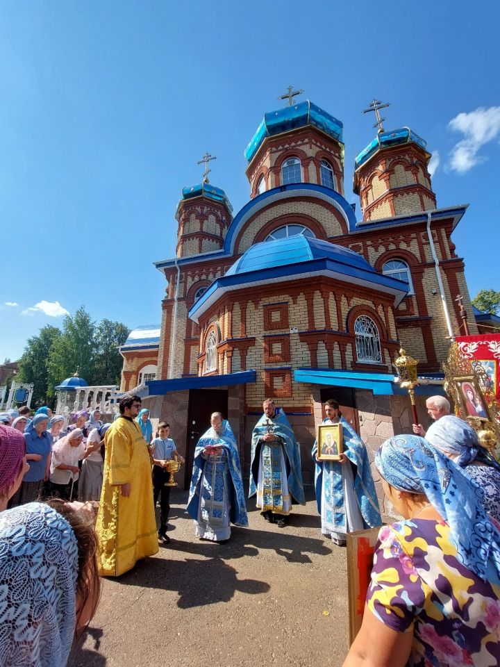 В чистопольском храме отметили престольный праздник