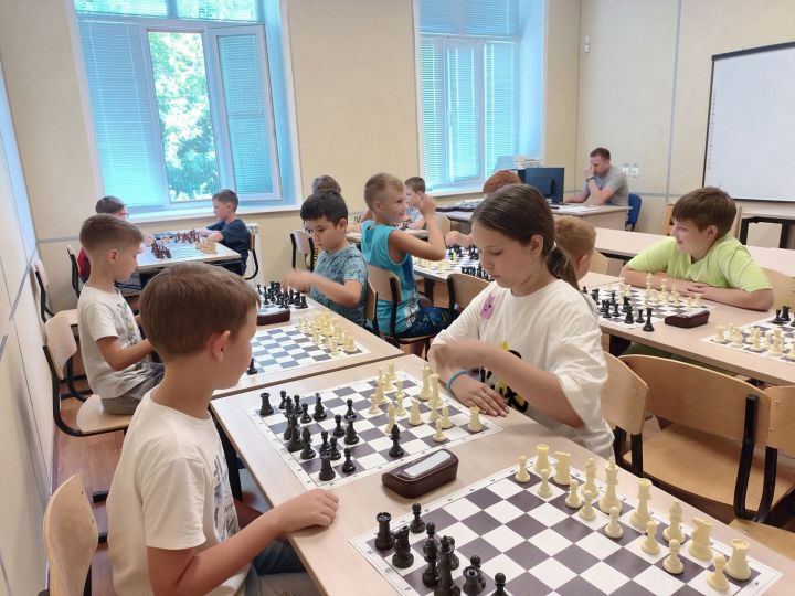 Чистопольцы приняли участие в «Блиц-турнире по шахматам»