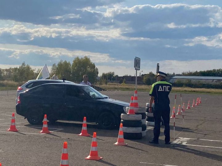 В Чистополе состоялся конкурс «Автосессия» среди студентов