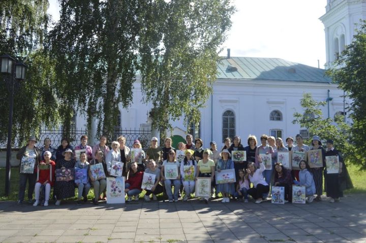 Преподаватели чистопольской детской художественной школы заняли призовое место во Всероссийском пленэре