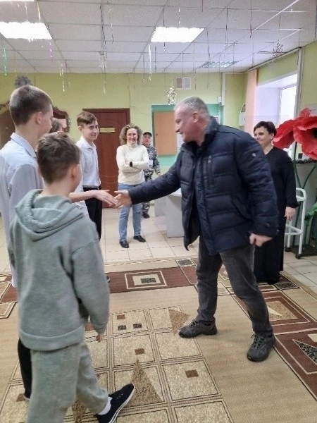 Дмитрий Иванов встретился с воспитанниками Чистопольского детского дома