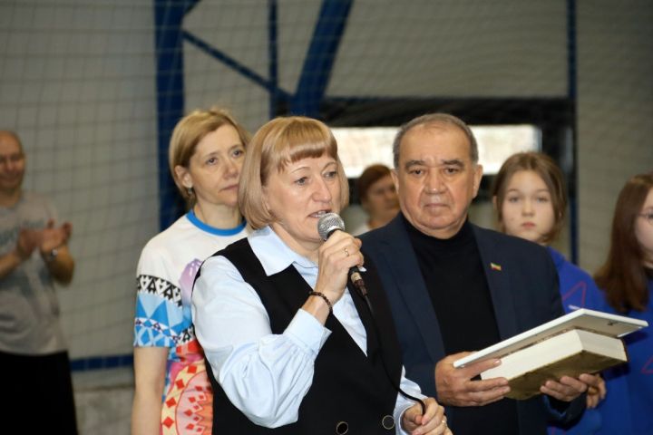 В Чистополе товарищеский матч по футболу среди особенных детей завершился вничью