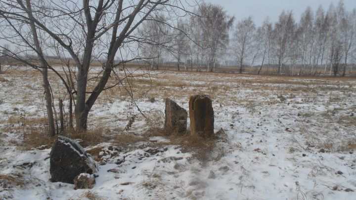 Иске Роман шәһәрлеге, Хан каберлеге, Талкыш башнясы