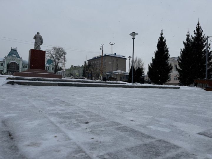 Облачная погода и снегопад ожидается в Чистополе