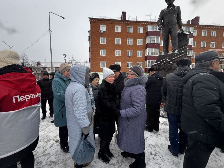 В Чистополе почтили память Героев Отечества