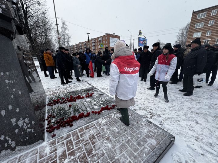 В Чистополе почтили память Героев Отечества