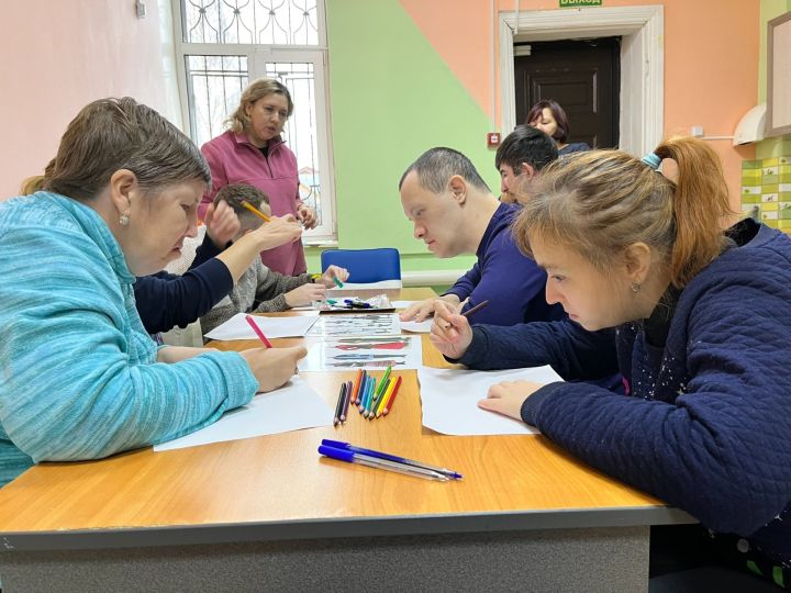 Для чистопольской молодежи прошла игровая программа «Мир, полный доброты»