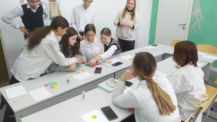 Школьники Чистопольского района учились справляться с эмоциями и плохим настроением
