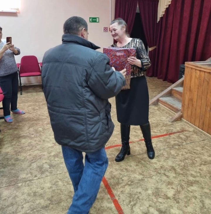 Глава Чистопольского района встретился с жителями села Кутлушкино