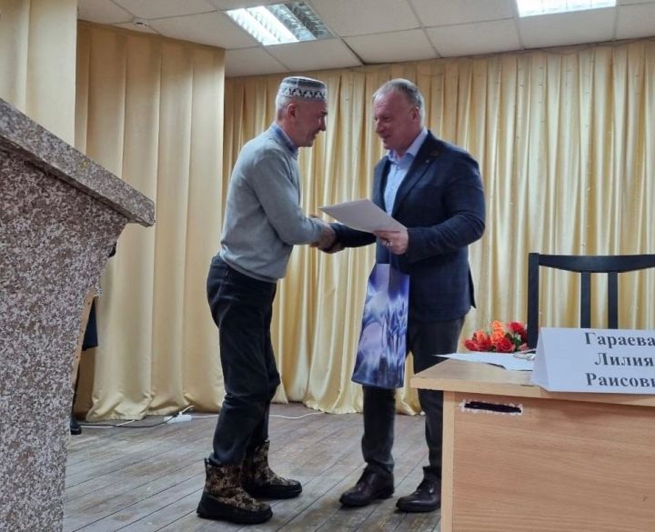 Глава Чистопольского района встретился с жителями села Кутлушкино