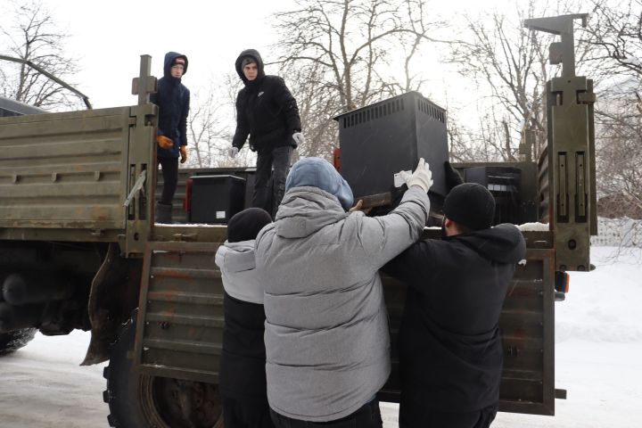 Чистопольцы отправили 20 тонн гуманитарного груза