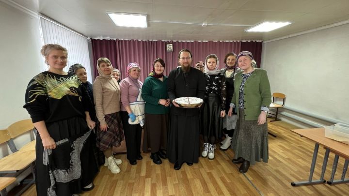 В чистопольской воскресной школе прошел мастер-класс по изготовлению колива