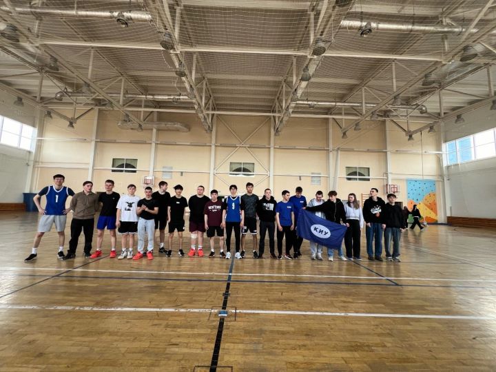 В Чистополе состоялось Первенство по волейболу