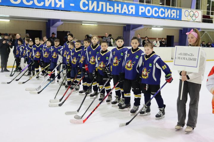 Чистай хоккейчылары Татарстан Беренчелегендә икенче урынны яуладылар