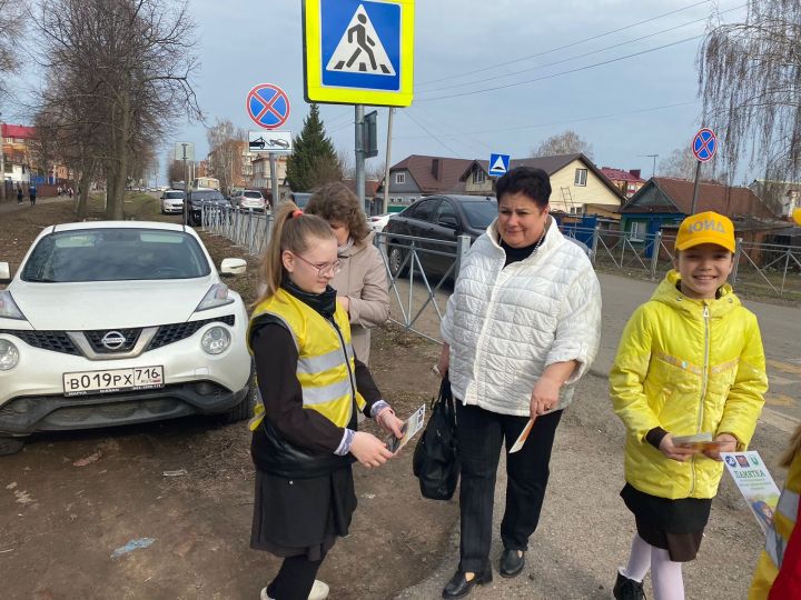 Чистопольские дети советовали водителям позаботиться о безопасности юных пассажиров