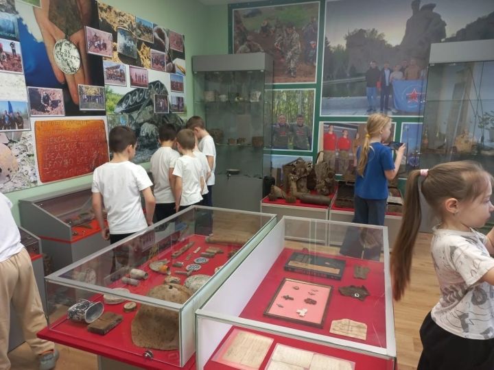 Юные чистопольские спортсмены посетили музей «Выстрел»