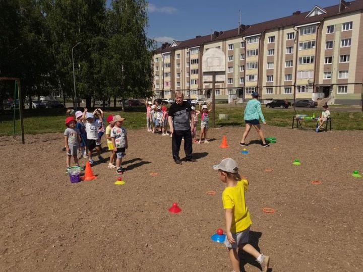 В Чистополе прошли веселые эстафеты для детей