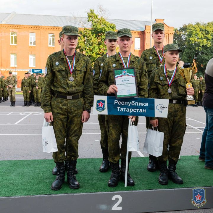 Чистопольские кадеты отличились на военно-патриотических сборах «Гвардеец»