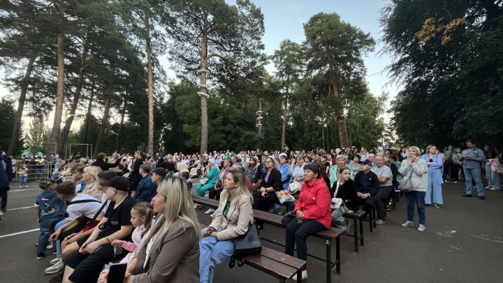 Чистополь отмечает День города в Скарятинском саду