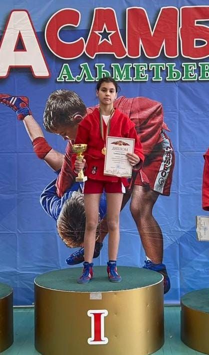 Чистопольские самбистки представят Татарстан на соревнованиях ПФО по самбо