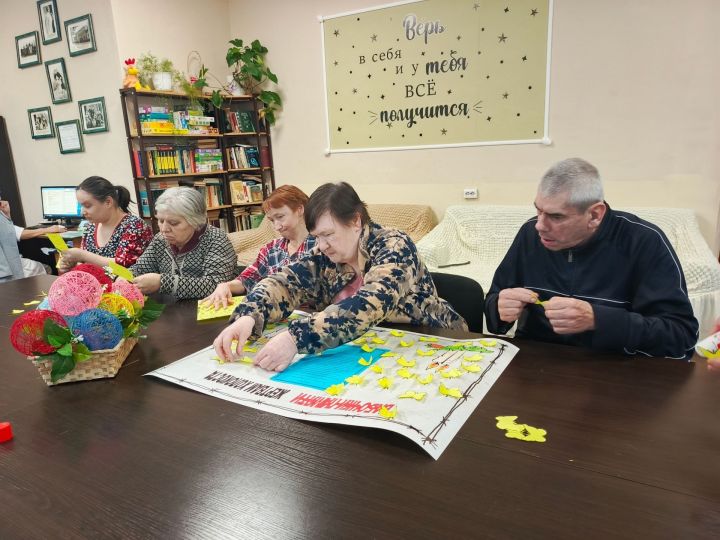 Получатели социальных услуг Чистопольского дома-интерната присоединились к акции «Бабочки памяти»