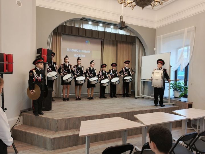 В Чистополе завершился проект «Искусство жить» энергичным флешмобом