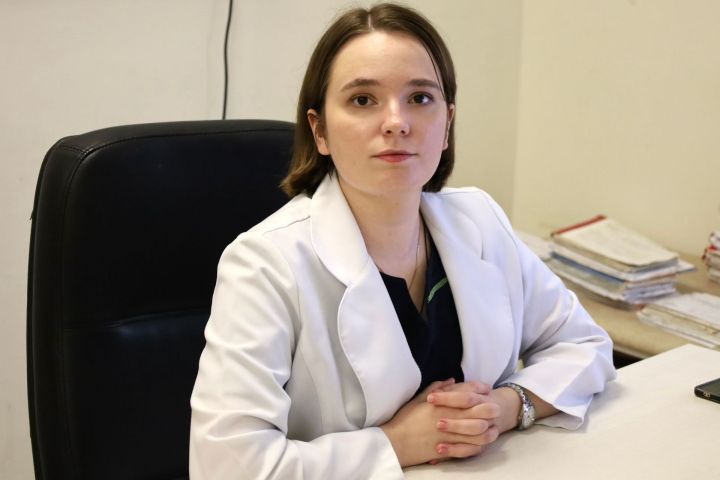 В команде Чистопольской ЦРБ — новый участковый терапевт