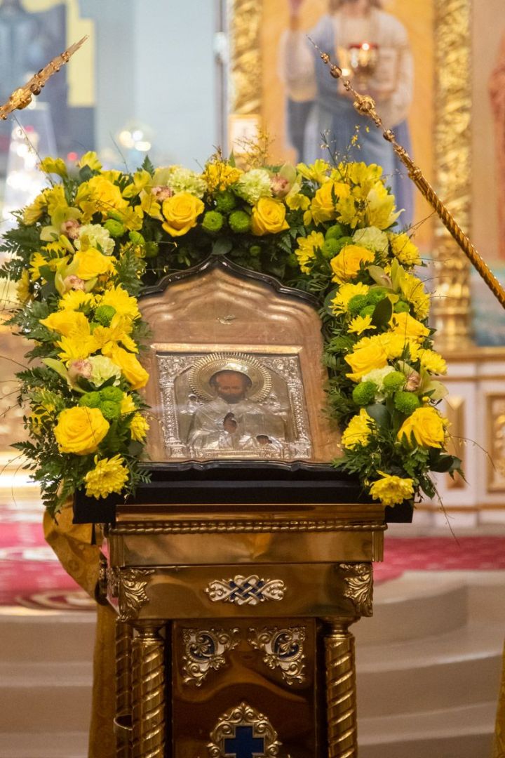 Епископ Пахомий поздравляет чистопольцев с днём святителя Николая Чудотворца