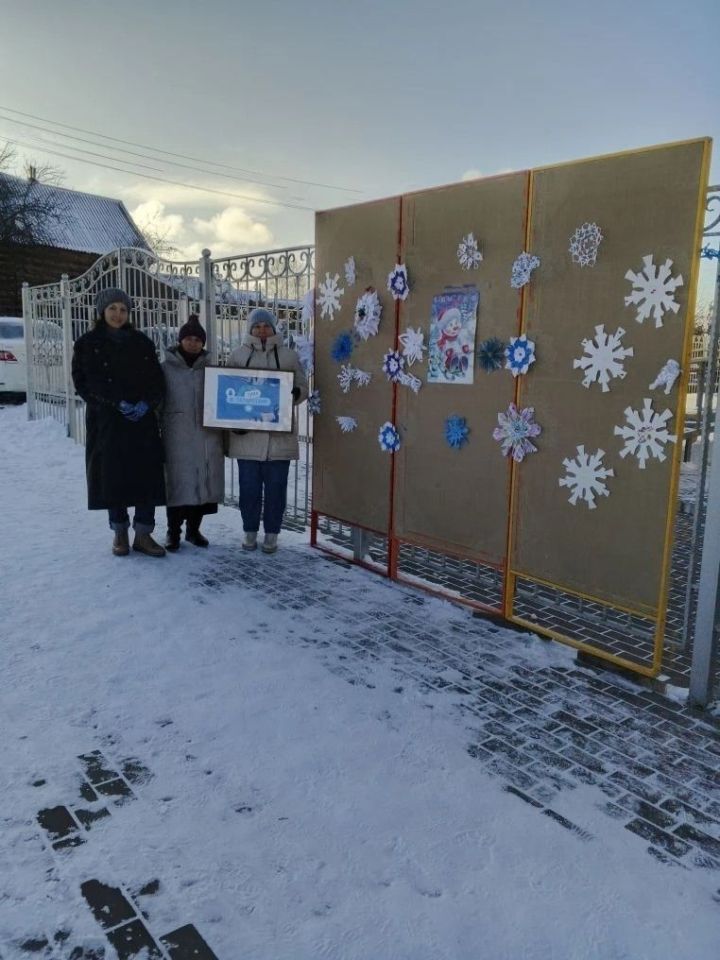Чистопольская детская художественная школа открыла выставку «Новогодняя суета» в рамках «Зимы в Татарстане»