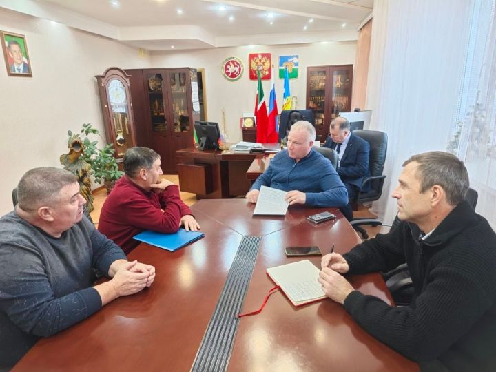 Глава Чистопольского района Дмитрий Иванов провёл личный приём граждан