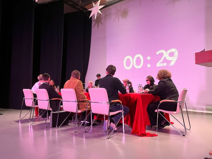 10 чистопольских студентов приняли участие в финале чемпионата по игре «Мафия»