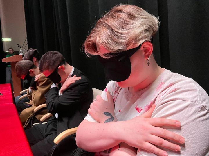 10 чистопольских студентов приняли участие в финале чемпионата по игре «Мафия»