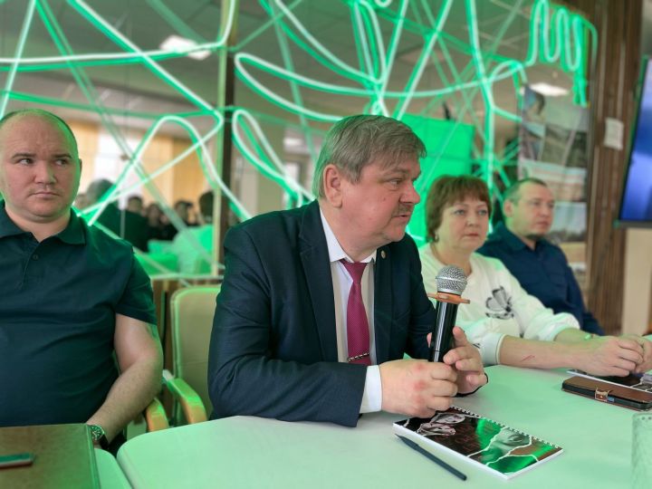 Круглый стол «Будущее без терроризма, терроризм без будущего»: чистопольская молодежь обсудила противодействие экстремизму