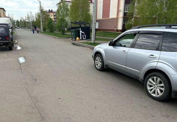 В Чистополе автомобиль сбил 7-летнего велосипедиста