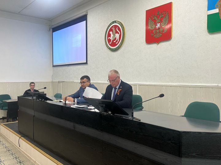 В Чистопольском районе под особый контроль взяли памятники и общественные места