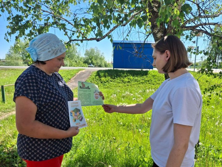 Для жителей села Чистопольского района провели акцию «Мы против коррупции»