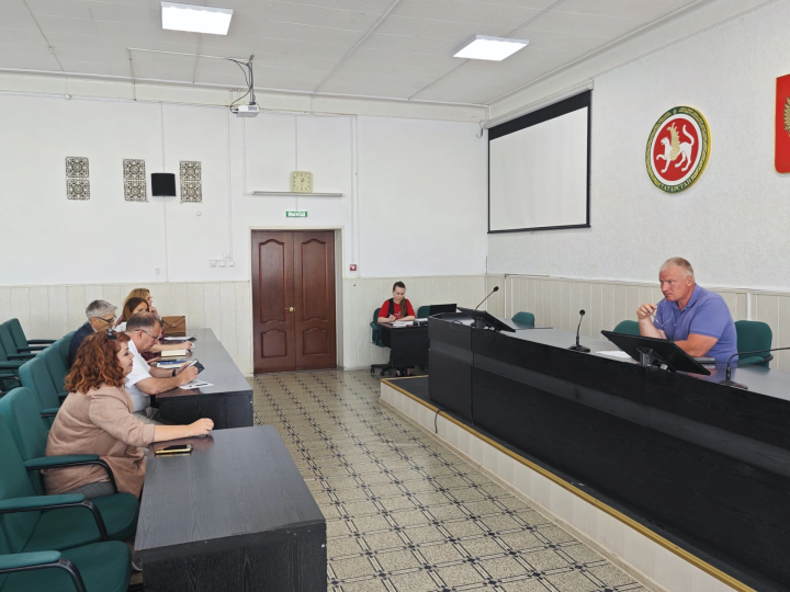 Глава Чистопольского района провел личный прием граждан