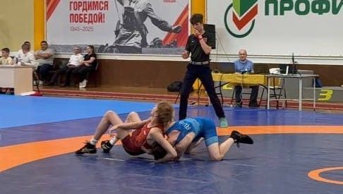 Чистопольские спортсмены завоевали три золота на межмуниципальном турнире по борьбе