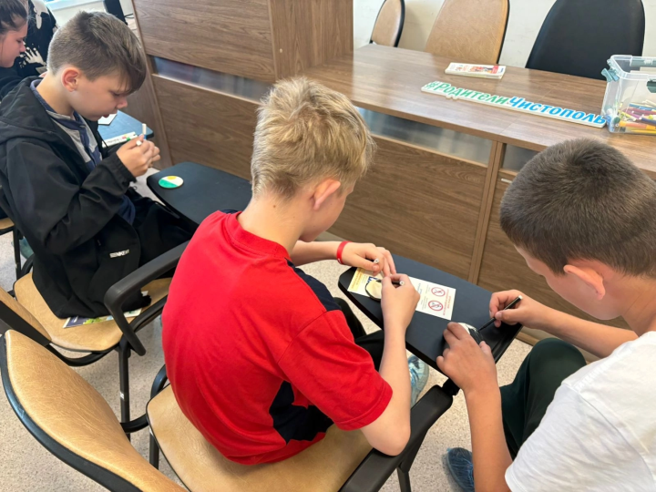 Яркий праздник для детей прошел в детской поликлинике