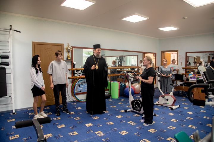 Епископ Пахомий посетил воспитанников Чистопольского детского дома