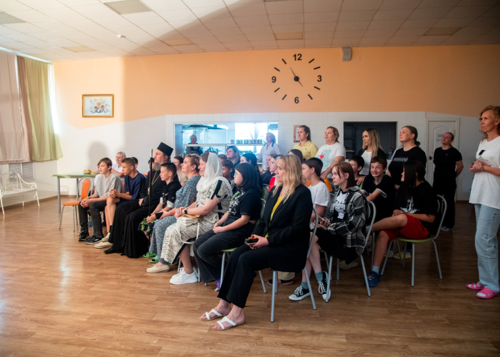 Епископ Пахомий посетил воспитанников Чистопольского детского дома