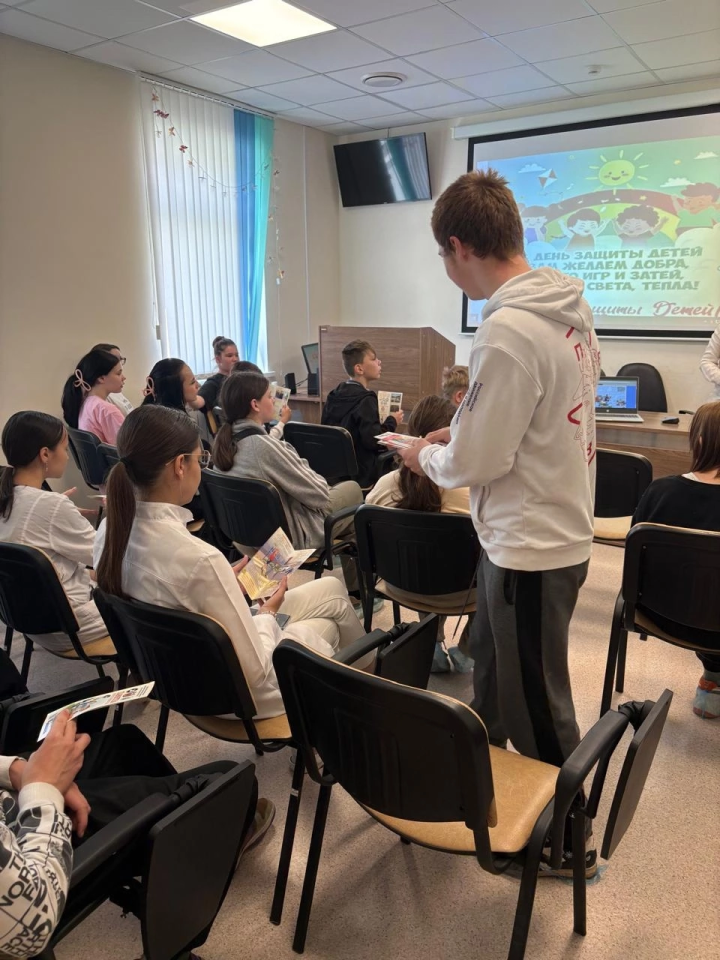 Яркий праздник для детей прошел в детской поликлинике