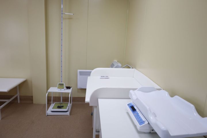 Глава района и главврач ЦРБ оценили готовность новых ФАПов в Чистопольском районе