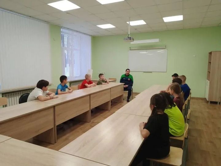 В центре «Ватан» прошёл разговор с подростками о профилактике наркомании