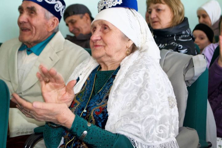Чистай районы Иске Роман авылында халкыбызның талантлы улы Рәшит Сөләймановны искә алдылар