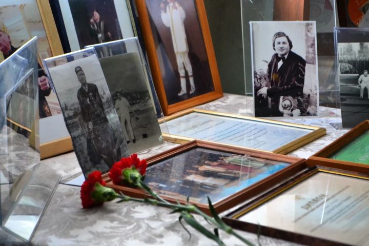 Чистай районы Иске Роман авылында халкыбызның талантлы улы Рәшит Сөләймановны искә алдылар