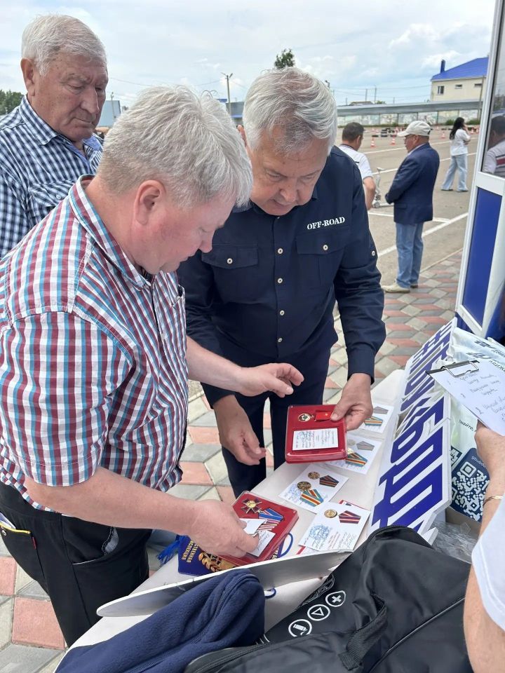 Чистайда Дәүләт автоинспекциясе ветераннары өчен гадәти булмаган ярышлар оештырылды