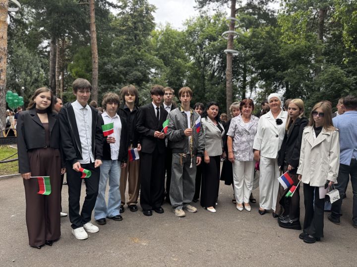 Выпускной бал в Чистополе: успехи, награды и напутствия
