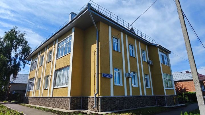 В Чистополе продолжается благоустройство дворов по программе «Наш двор»